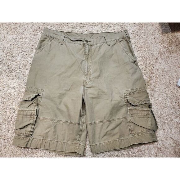Levi's Men's Brown Cargo Shorts 100% Cotton Waist 40" Inseam 11.5" Pre-Owned - Picture 1 of 3